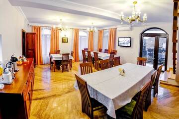 Фотографии Гостевой дом Casa Alina г. Дева (Румыния) №2 Фото Гостевой дом Casa Alina г. Дева 2