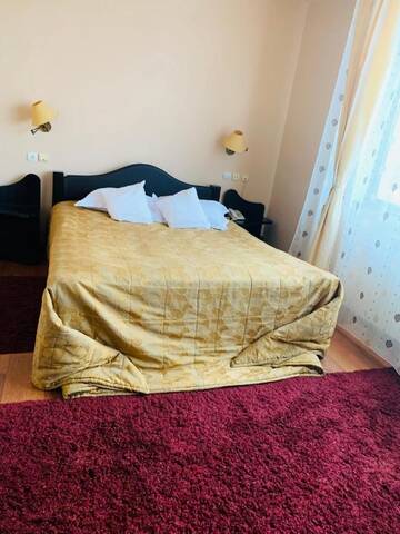 Фото номера Двухместный номер с 1 кроватью и собственной ванной комнатой Мотели Motel Restaurant Lowe г. Дева 9