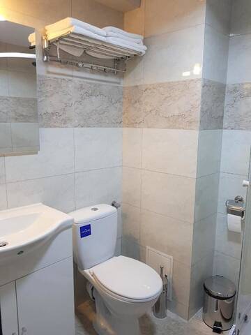 Фото номера Номер с кроватью размера «king-size» Отель Villa Lotus г. Дева 3