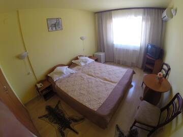 Фото номера Двухместный номер с 2 отдельными кроватями Отель Motel Alaska г. Дева 3