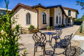 Фото номера Улучшенный двухместный номер с 1 кроватью Гостевой дом Casa Alina г. Дева 8