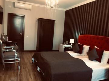Фото номера Улучшенный двухместный номер с 1 кроватью Гостевой дом Casa Alina г. Дева 10