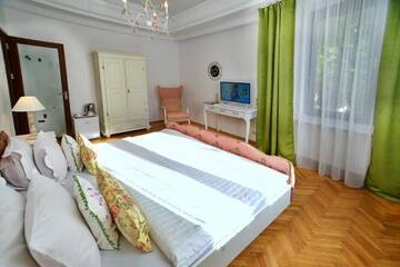 Фото номера Двухместный номер с 1 кроватью Гостевой дом Casa Negustorului г. Дева 77