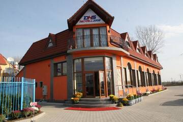 Фотографии Мотели Motel DHS г. Дева (Румыния) №1 Фото Мотели Motel DHS г. Дева 1